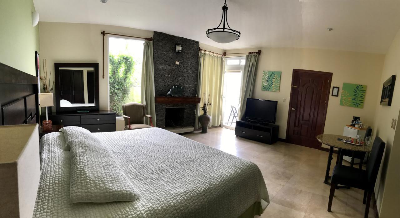Hotel Casa Miravalle Antigua ภายนอก รูปภาพ