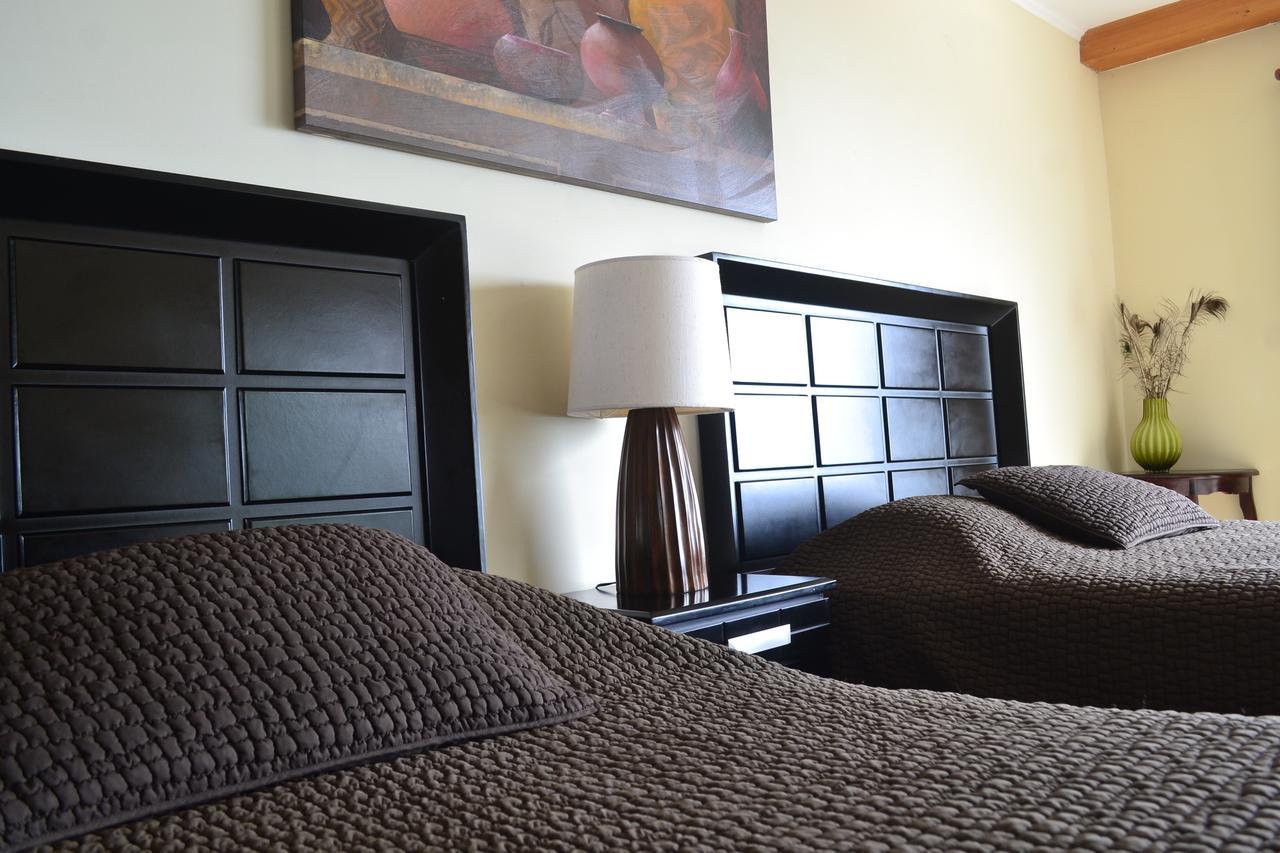 Hotel Casa Miravalle Antigua ภายนอก รูปภาพ